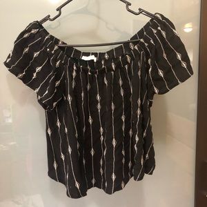 Lush of the shoulder top